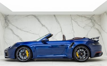 Porsche 911 (992) Turbo S Cabriolet 2