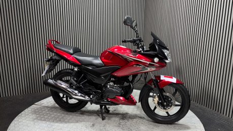 Honda CBF125 CBF125 2013 ONLY 16K 1 FORMER OWNER MOT WARRANTY 125CC 3