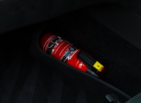 Mercedes-Benz Amg GT BLACK SERIES 18