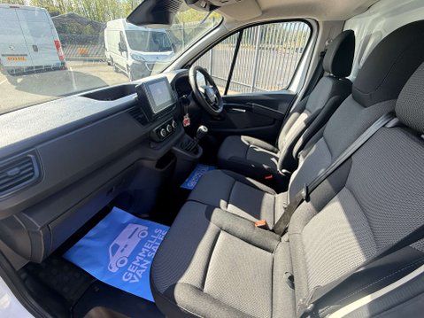 Renault Trafic 2.0 Trafic SL30 Advance Blue dCi 14