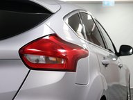 Ford Focus TITANIUM 23