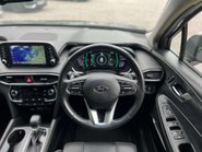 Hyundai SANTA FE 2.2 Santa Fe Premium SE CRDi Auto 4WD 5dr 22
