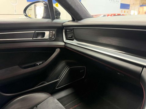 Porsche Panamera 4.0T V8 GTS Saloon 5dr Petrol PDK 4WD Euro 6 (s/s) (460 ps) 51