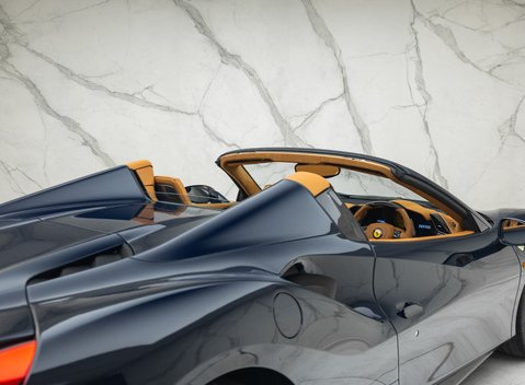 Ferrari 488 SPIDER 55