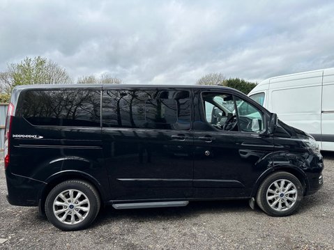 Ford Tourneo Custom Titanium TDCi 8