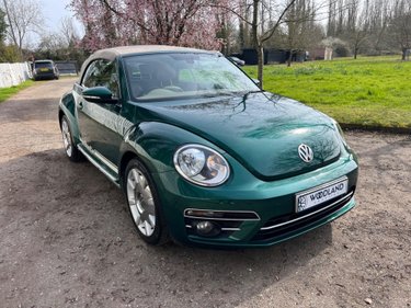 Volkswagen Beetle DESIGN TSI BLUEMOTION TECHNOLOGY DSG 3