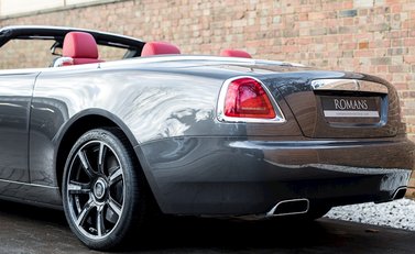 Rolls-Royce Dawn 11