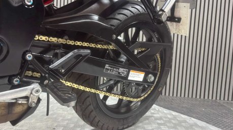 Aprilia Tuono 2025 25 PLATE 15BHP E5 SPORTS BIKE LEARNER ONLY 3K 28