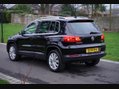 Volkswagen Tiguan 2.0 TDI BlueMotion Tech Match DSG 4WD Euro 5 (s/s) 5dr 8