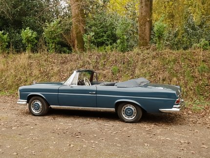 Mercedes-Benz W111 280SE Cabriolet 6