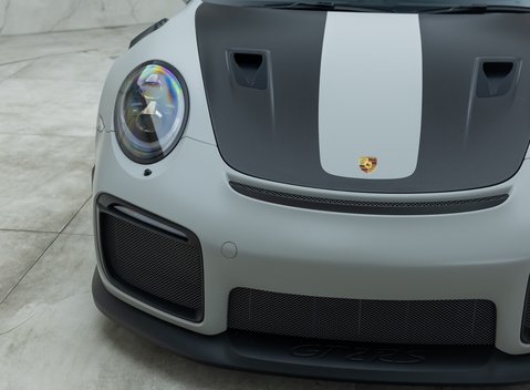 Porsche 911 GT2 RS (991) 29