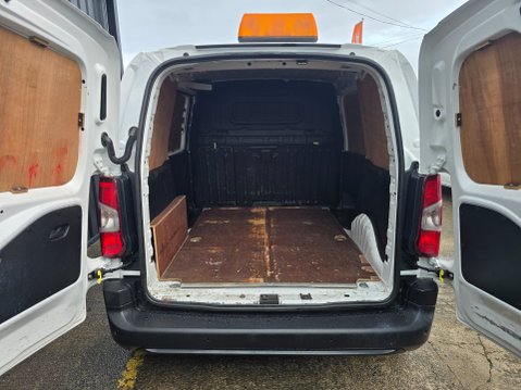Peugeot Partner BLUEHDI PROFESSIONAL L1 7