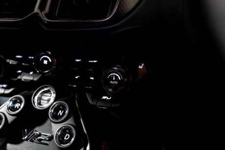 Aston Martin Vantage V12. 1 OF 333. OVER £45K IN OPTIONS. LIGHTWEIGHT PACKAGE. LIVERY PACKAGE. 43