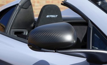 McLaren 675 LT Spider 31