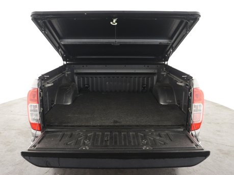 Nissan Navara Double Cab Pick Up Tekna 2.3dCi 190 TT 4WD Auto 10