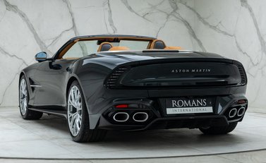 Aston Martin Vanquish Volante 10