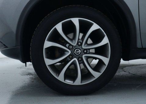 Nissan Juke 1.6 Tekna SUV 5dr Petrol XTRON Euro 6 (117 ps) 16