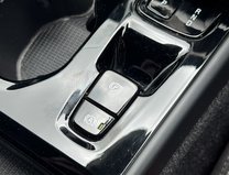 Volvo XC40 1.5h T4 Recharge 10.7kWh Plus SUV 5dr Petrol Plug-in Hybrid Auto Euro 6 (s/ 26