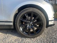 Land Rover Range Rover Velar 3.0 Range Rover Velar R-Dynamic HSE D300 Auto 4WD 5dr 9