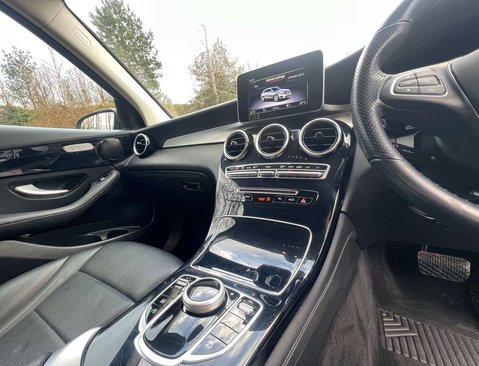 Mercedes-Benz GLC 2.0 GLC 250 Urban Edition 4Matic Auto 4WD 5dr 30