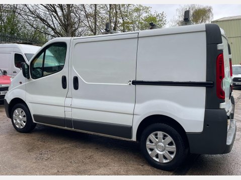 Vauxhall Vivaro 2.0 2700 CDTi FWD L1 4dr 14