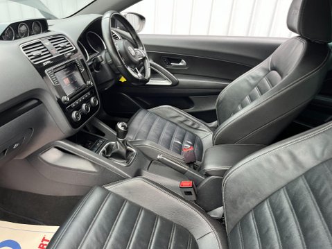 Volkswagen Scirocco 2.0 TDI R-Line Euro 6 (s/s) 3dr 36