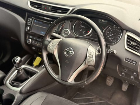 Nissan Qashqai 1.5 Qashqai N-Vision dCi 5dr 4