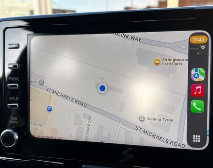 Toyota Yaris 1.5 Yaris Design HEV CVT 5dr 41