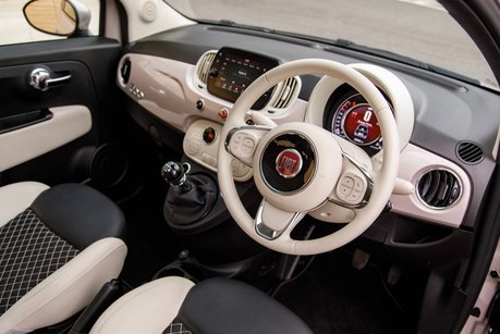 Fiat 500 DOLCEVITA PLUS MHEV