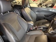 Ford Fiesta 1.0T EcoBoost Titanium X Euro 5 (s/s) 3dr 11