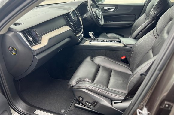 Volvo XC60 D5 POWERPULSE INSCRIPTION AWD AUTO 37