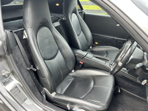Porsche Cayman 24V PDK 22