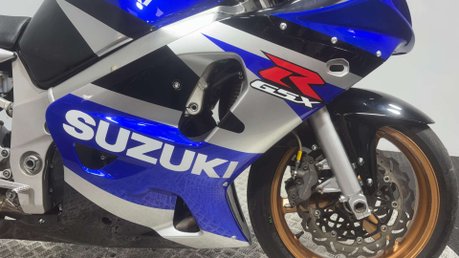Suzuki GSX-R GIXXER 600 2003 K3 RUNNING SPORTS BIKE TRACK PROJECT 600CC 18