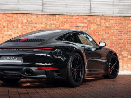 How To Spec A Porsche 911 (992) Carrera S?
