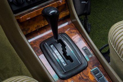 Mercedes-Benz S Class 450 SEL 6.9 17