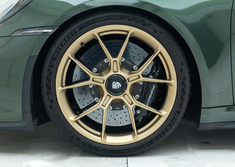 Porsche 911 GT3 TOURING (992) 