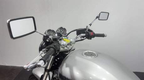 Yamaha XJR1300 2001 37K 1 OWNER NEW MOT SERVICED MUSCLE BIKE 1300CC 31