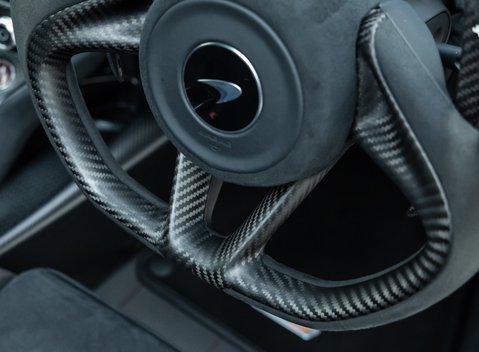McLaren 765LT 14