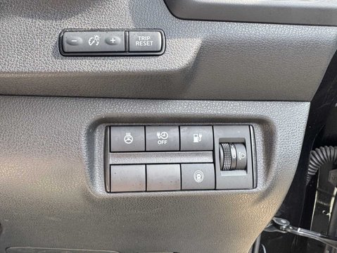 Nissan LEAF N-Connecta 20