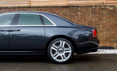 Rolls-Royce Ghost 21