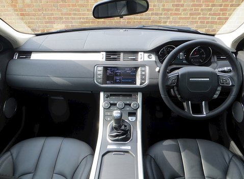 Land Rover Range Rover Evoque 2.2 SD4 Pure Coupe 6