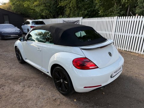Volkswagen Beetle SPORT TDI BLUEMOTION TECHNOLOGY DSG 16