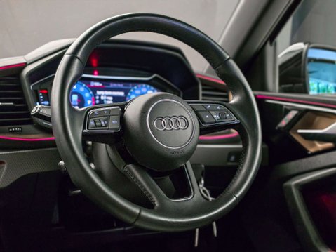 Audi A1 1.5 A1 Sportback 35 TFSI S Line Style Edition Semi-Auto 5dr 12