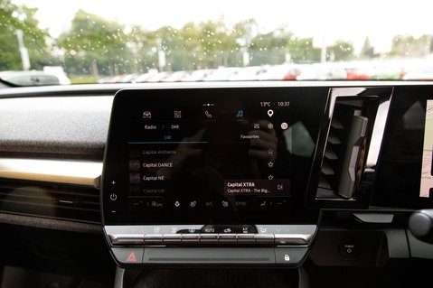 Renault Megane TECHNO 25