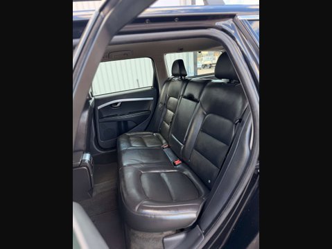 Volvo V70 2.0 V70 SE Nav D4 5dr 24