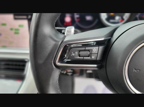 Porsche Panamera PDK 25