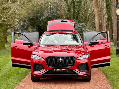Jaguar F-Pace R-DYNAMIC BLACK 21