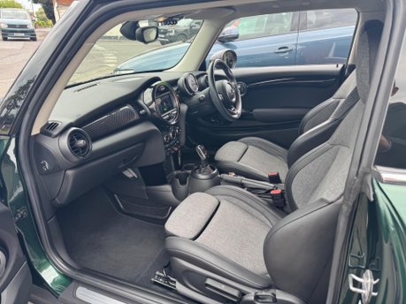 Mini Hatch COOPER S 14