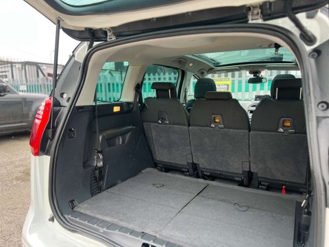 Peugeot 5008 1.6 5008 Allure Blue HDi S/S 5dr 44