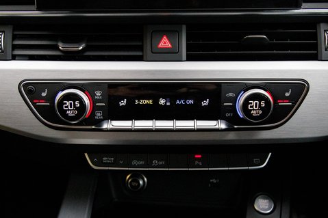 Audi A5 TFSI S LINE MHEV 33
